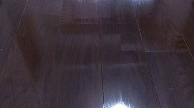 フローリングの線傷補修後の状態