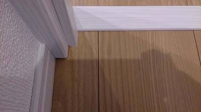 修復後の木目が綺麗なフローリング