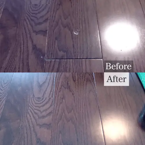 ウォルナット色フローリングのヘコミ傷の補修