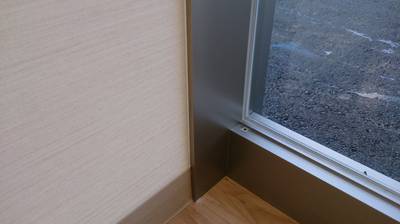 サッシの傷補修後の写真