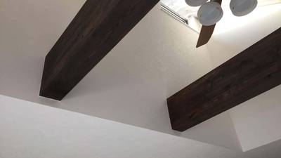 綺麗に補修された飾り柱全体