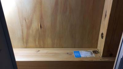 染み補修後の綺麗な天井裏