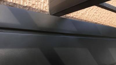 補修後の綺麗なシャッターボックス