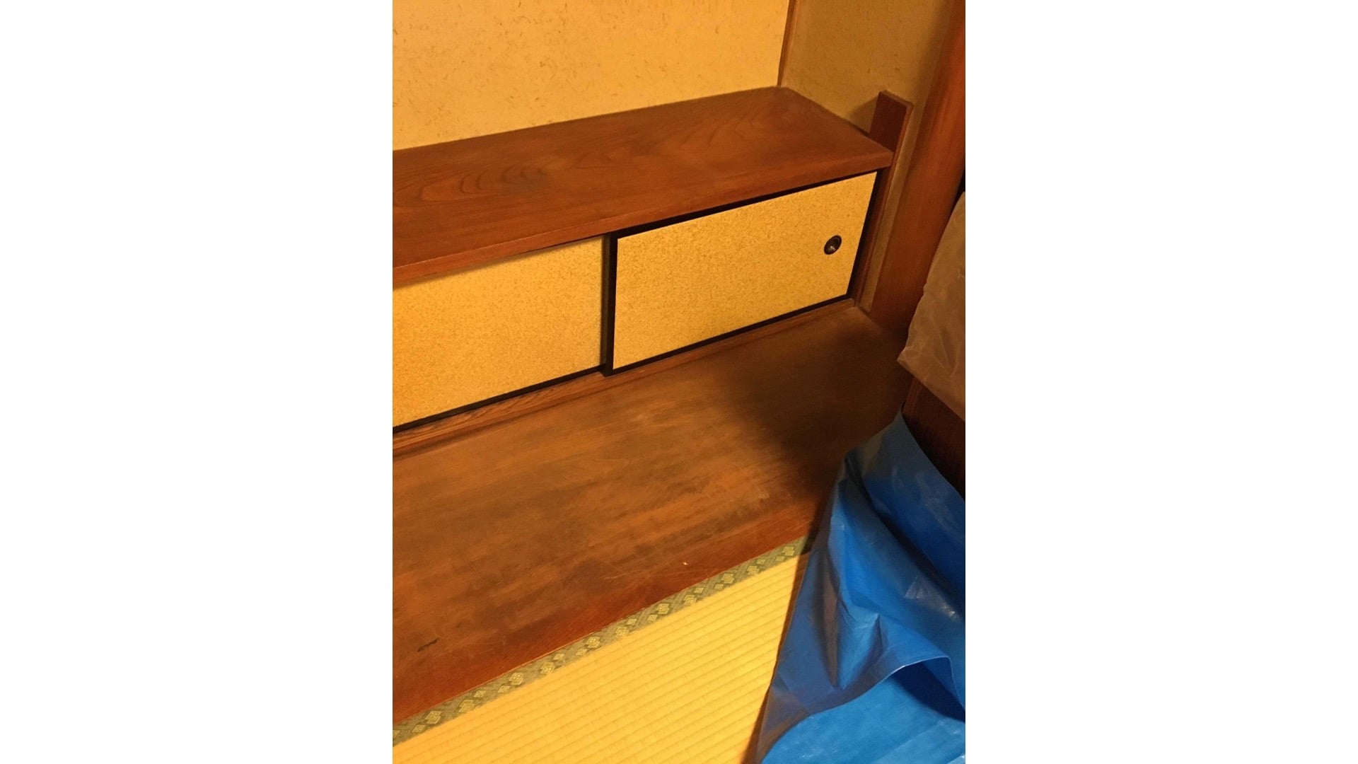 色褪せた床の間の床板