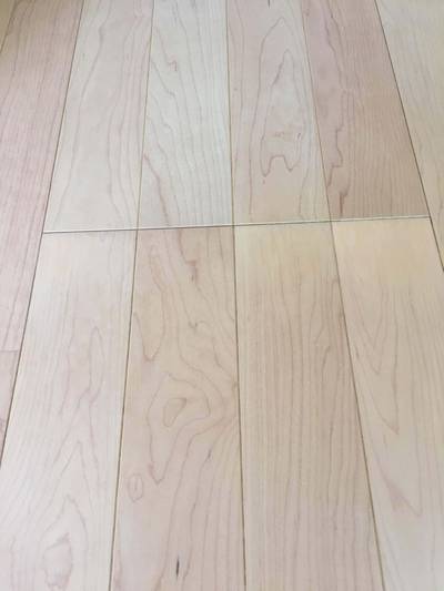 補修後の綺麗なフローリングの画像