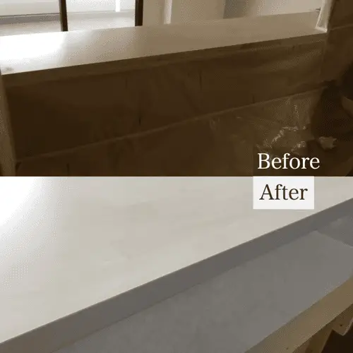 カットした白いキッチンカウンターの木口の塗装