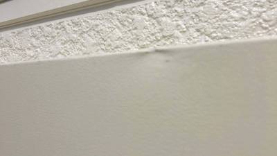 凹みのあるシャッターボックス