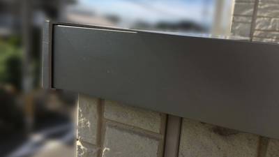 綺麗に修復されたベランダ笠木