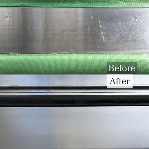 玄関引き戸枠のステンレスの靴擦りの補修