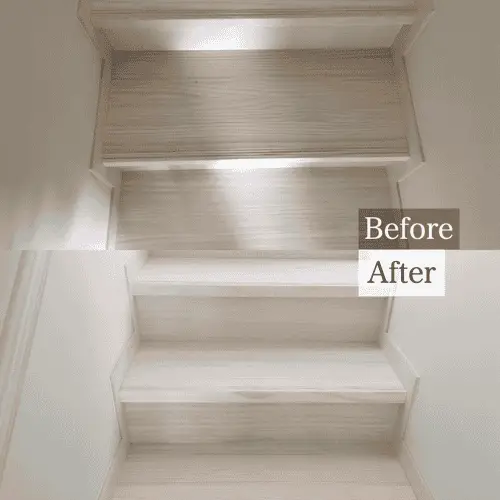 白い階段の塗装の上塗り