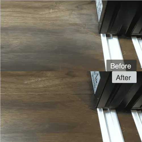 フローリングのシミを木目再現で補修