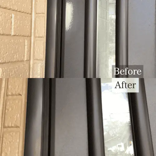 玄関ドアの色の剥がれ補修