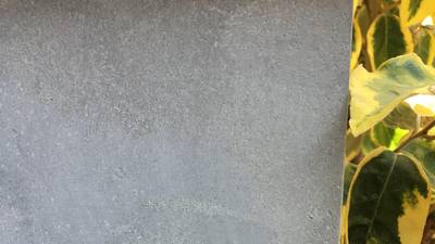 コンクリート門柱のひび割れ補修後