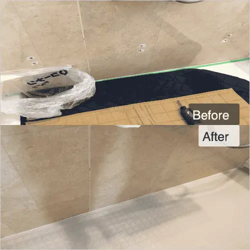 浴室壁パネルに空いた棚の跡のビス穴補修