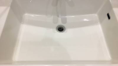 補修前の全体像です